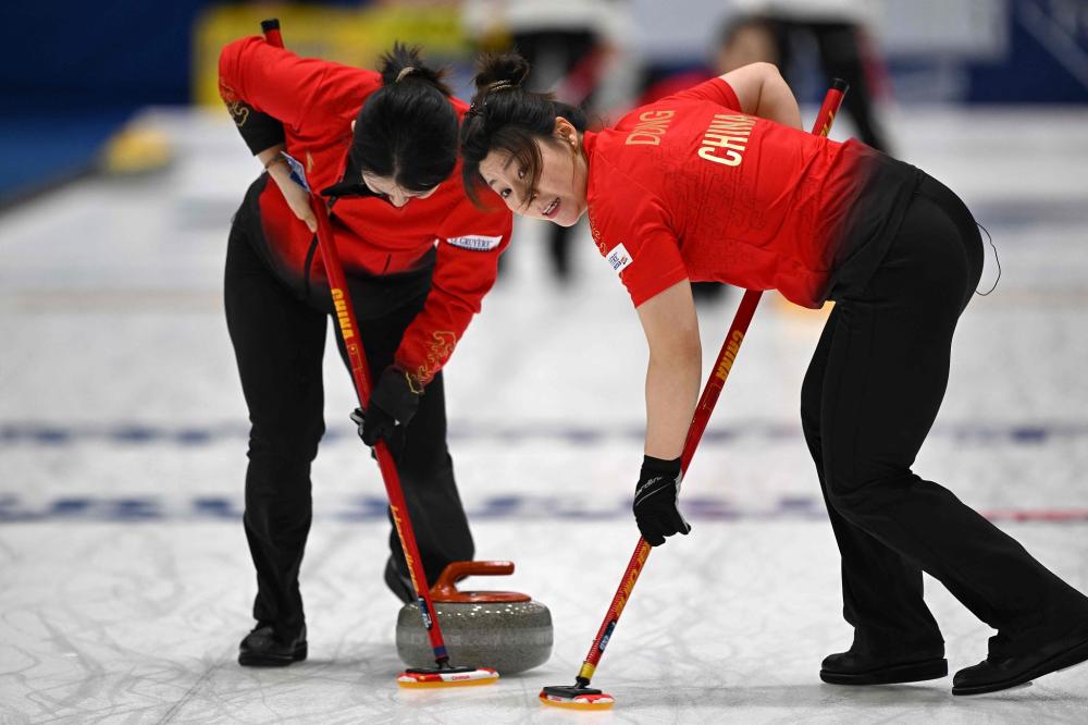 颁奖台上直 颁奖台上直